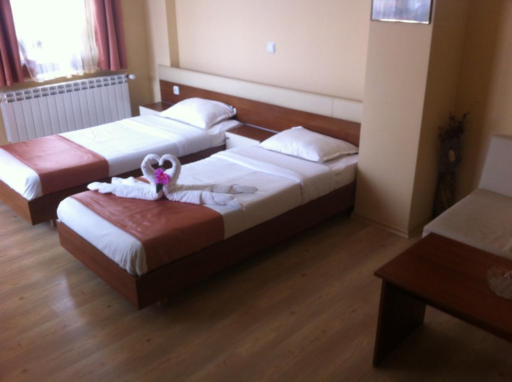 Rusenski Lom Hotel Kosov Kültér fotó