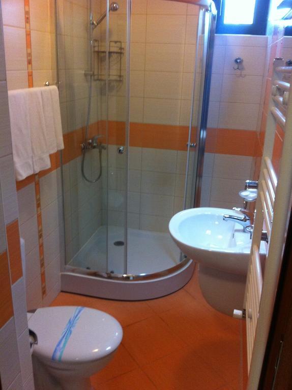 Rusenski Lom Hotel Kosov Kültér fotó